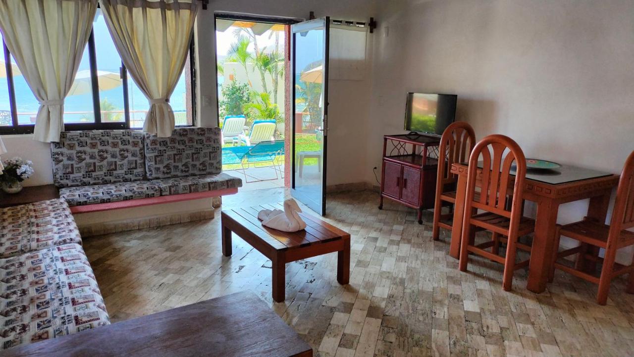 Villas Miramar Сиуатанехо Екстериор снимка